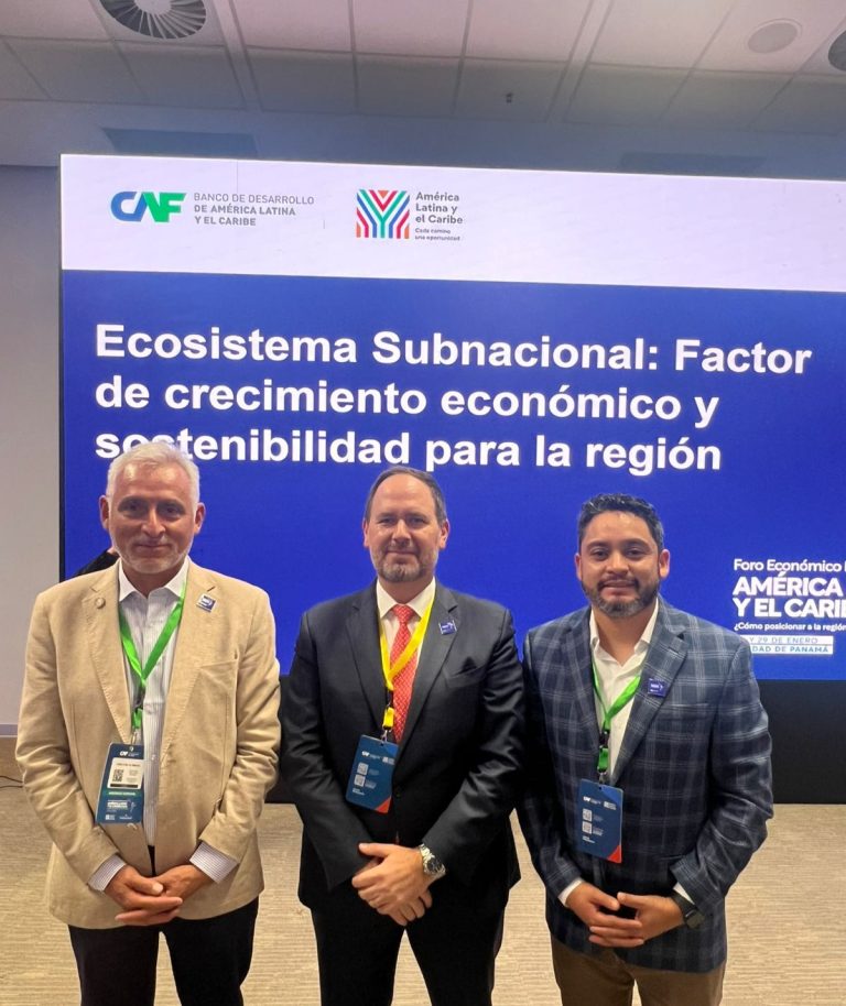 Gobernadores participan en Foro Económico Internacional de América Latina y el Caribe desarrollado en Panamá