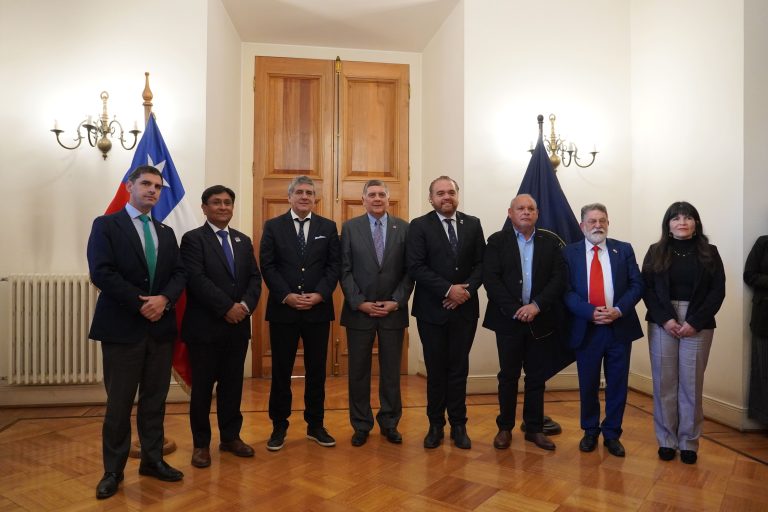 Gobernadores Regionales se reunieron con autoridades de Interior y Contraloría General de la República