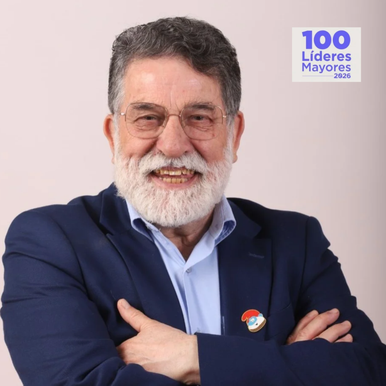 Gobernador Luis Cuvertino es reconocido entre los 100 Líderes Mayores 2026 de Chile por su labor comunitaria y política